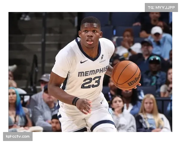 伤病报告：灰熊队多名侧翼球员缺阵，预计将影响球队的强弱侧转移球速度